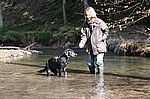 Gemma: ab ins Wasser...